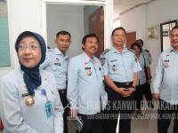 Kunjungan Kakanwil Kemenkumham DKI Jakarta beserta 4 Kadiv Ke Bapas Jakarta Barat
