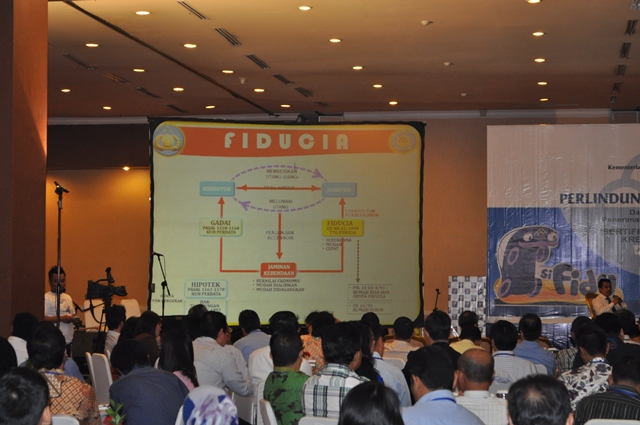 DSC_0142_2012-09-17_seminar_fidu_slide